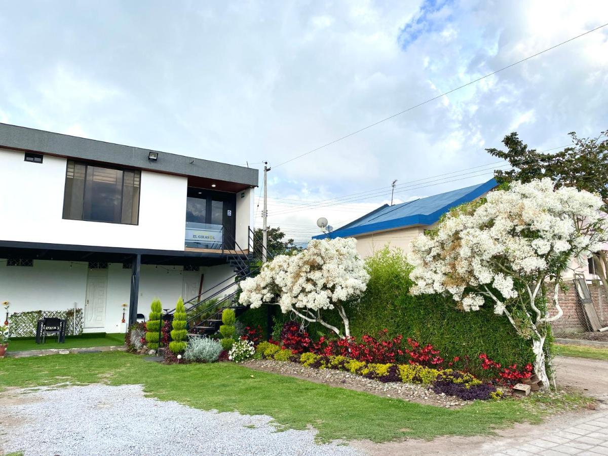 Hospedaje El Girasol Tababela Κίτο Εξωτερικό φωτογραφία